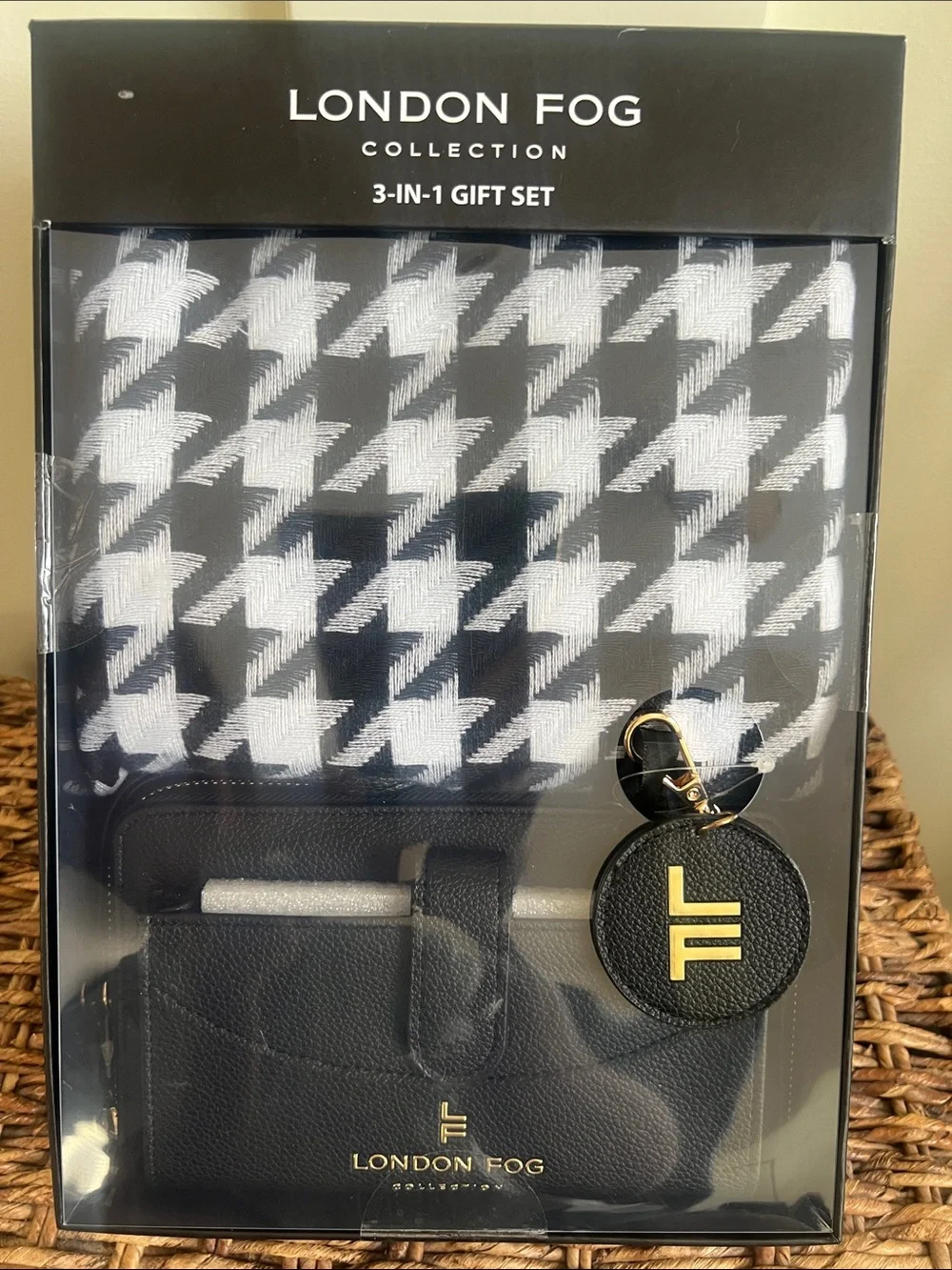 London Fog Black & White Houndstooth 3-in-1 Womens Gift Set